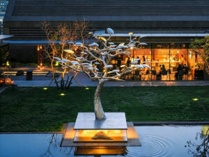 Corrosion Resistant 304 316 Stainless Steel Tree Sculpture Modern Metal Plant Statue for City Plaza Landmark