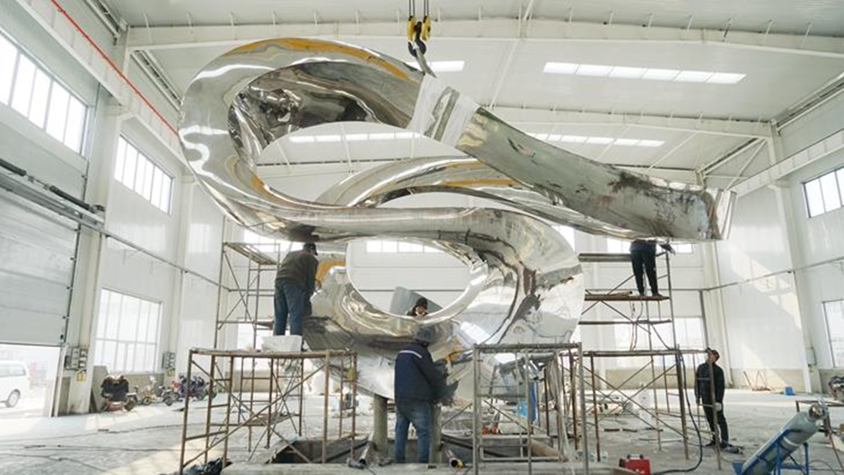 Large sculptures