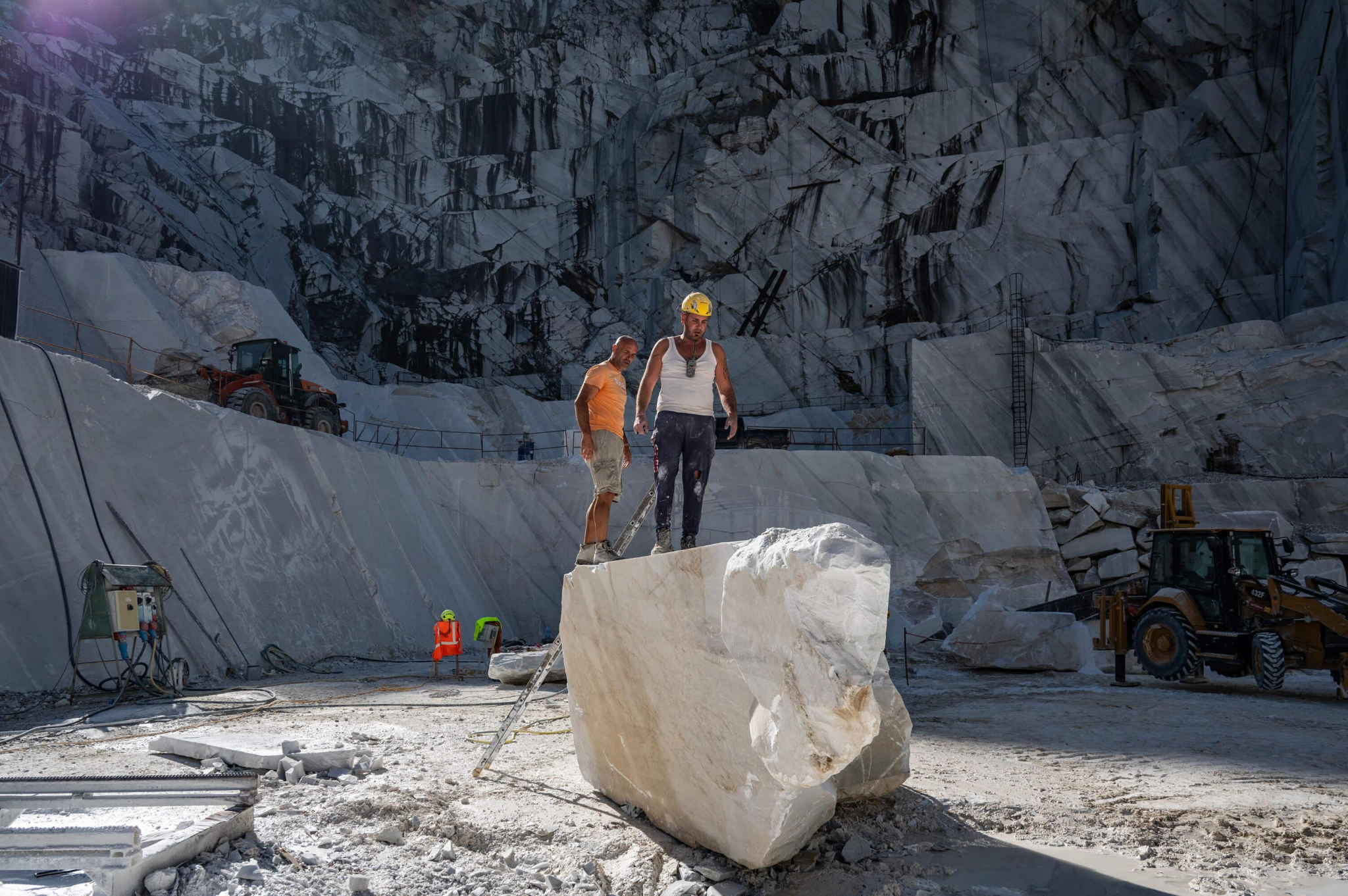 Selecting Marble Blocks for Large Sculptures
