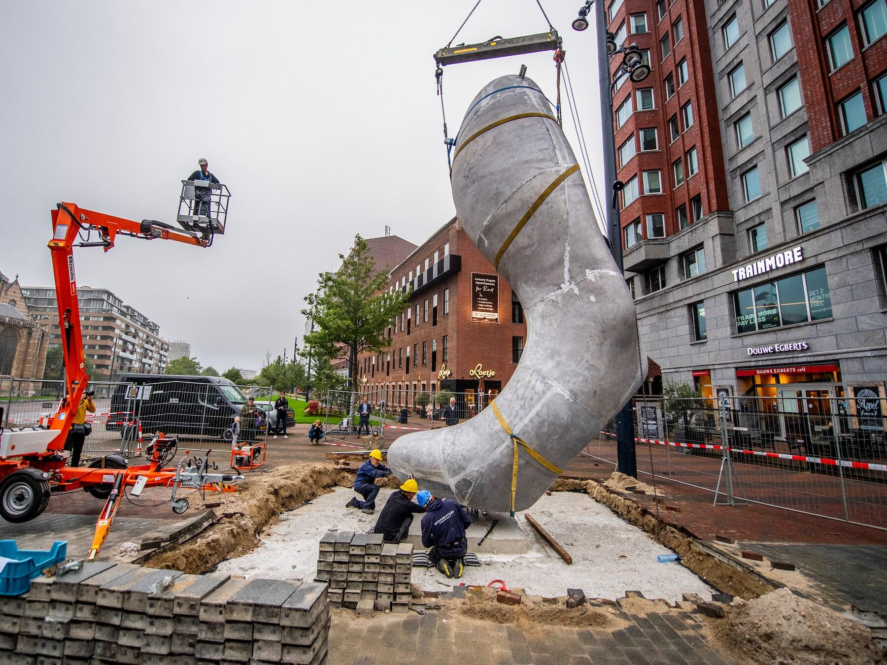 Foundations Before Fabrication - Coordinating Sculpture Anchors with the Construction Programme