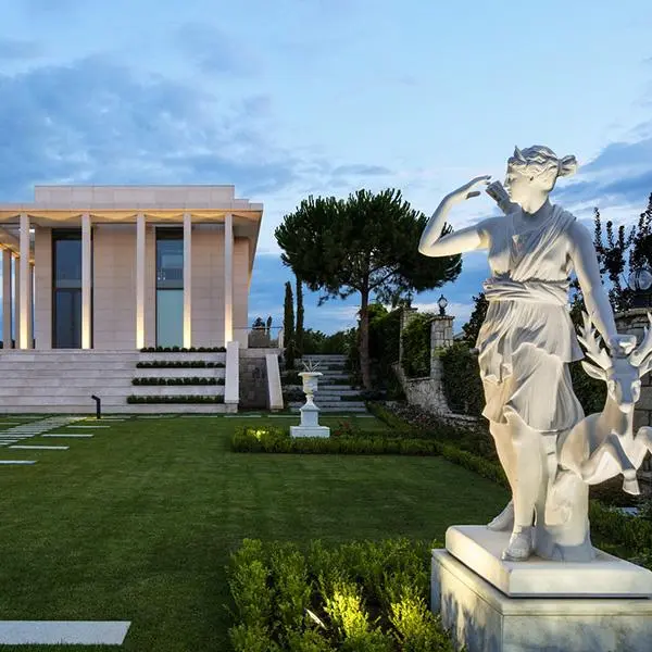 Private Garden & Luxury Residential